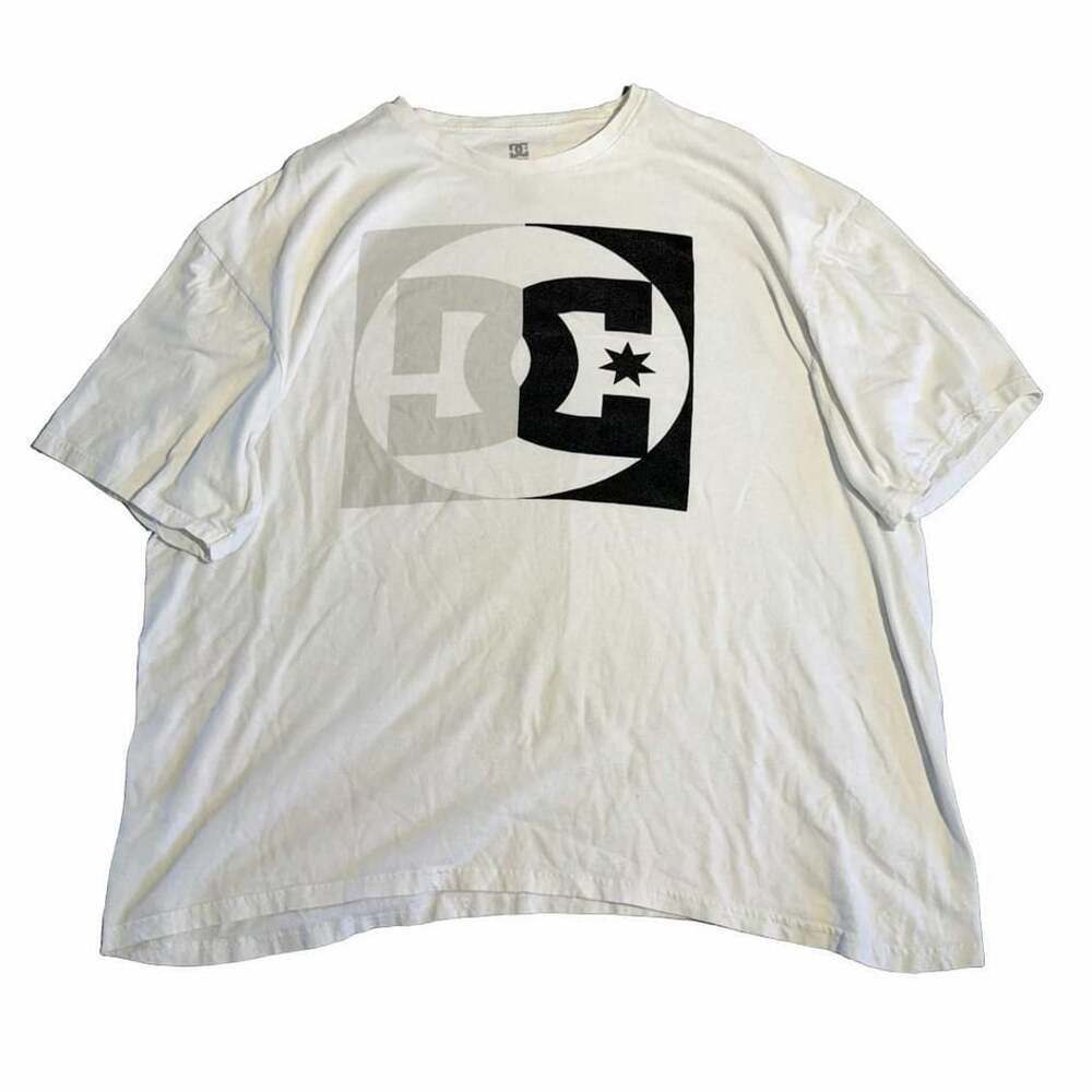 DC Shoes Star Fill T-Shirt Size XXL White Graphic Short Sleeve Tee
